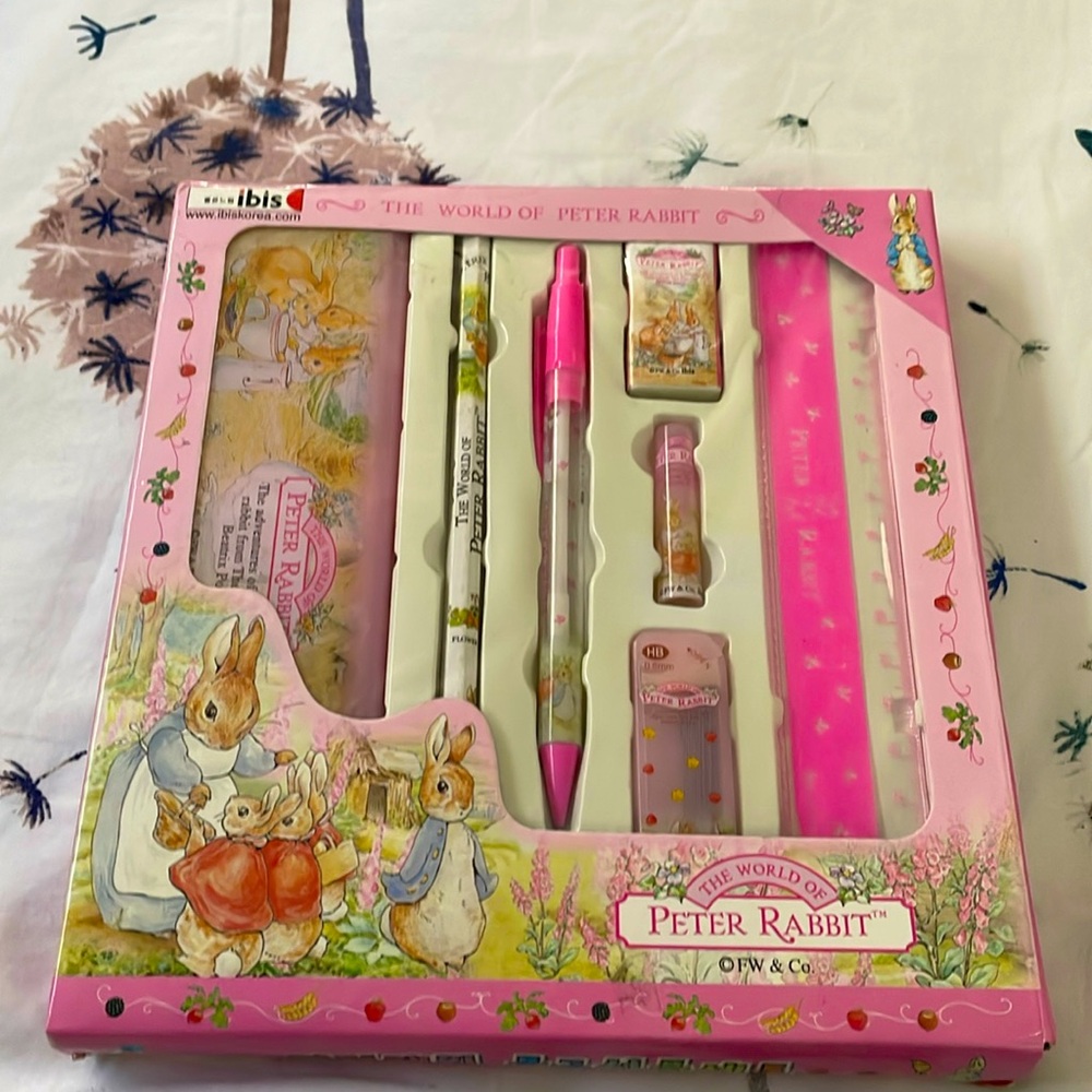 Stationary Peter Rabbit pencil case